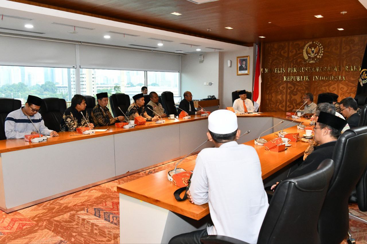 photo_2025-05-01_07-58-34