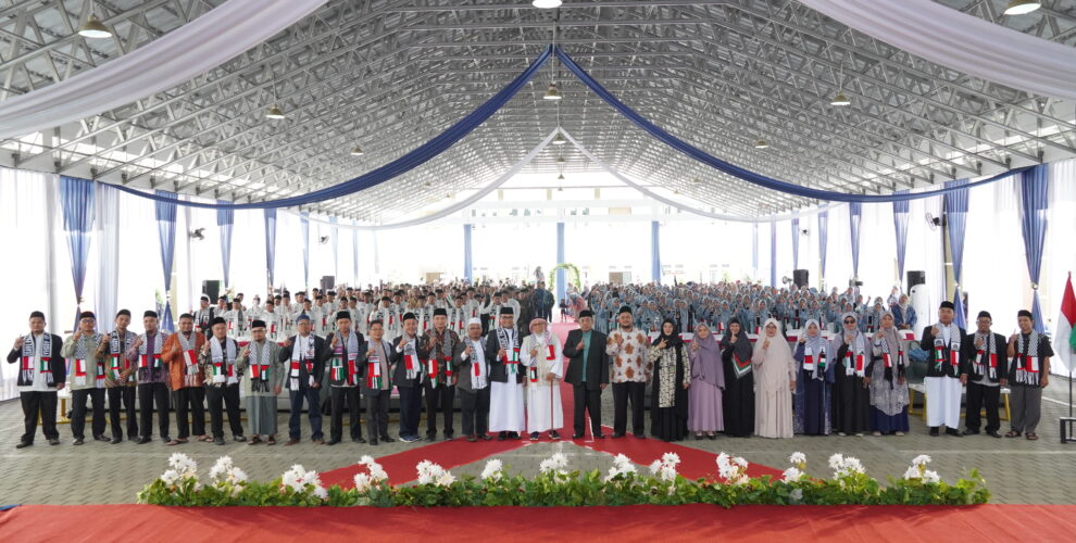 Dari Rumah Qur'an hingga berwujud Mahad dengan Ribuan Santri: Keberkahan Al-Qur'an menaungi As-Syifa. 1 DSC00794