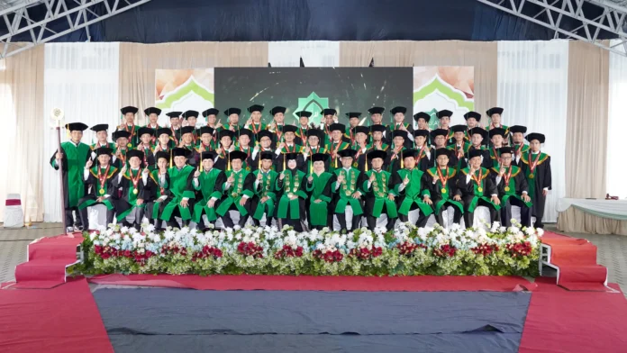 wisuda stiq as-syifa