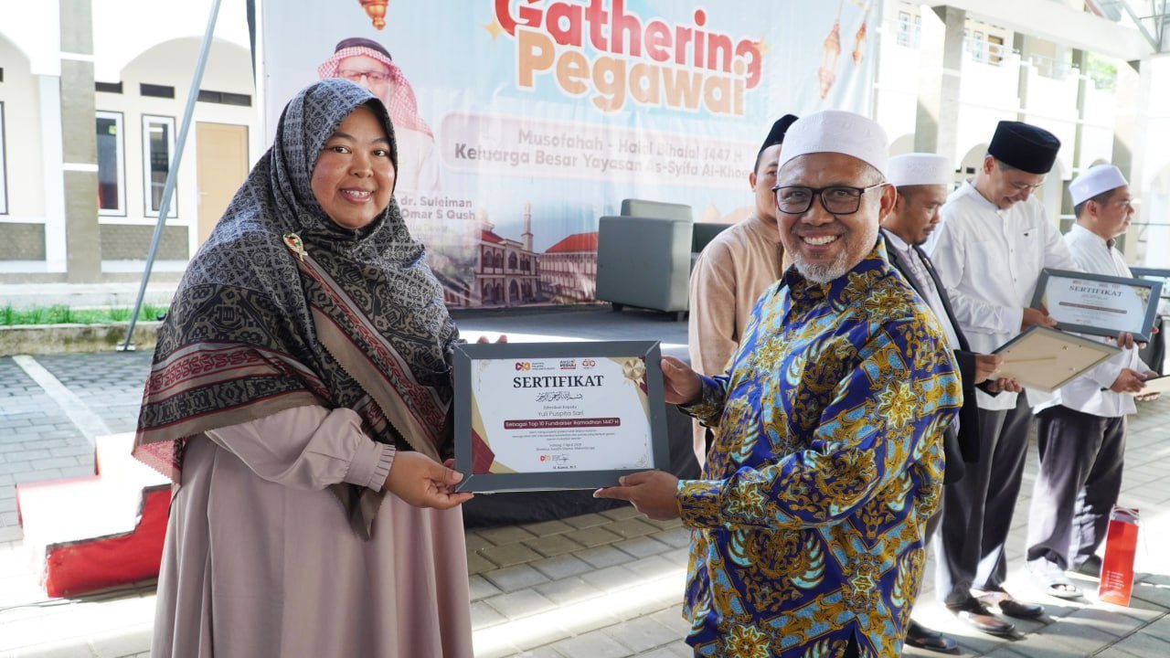 LAZ Assyifa Peduli Apresiasi 10 Fundraiser Terbaik, Perkuat Semangat Kebaikan untuk Umat 1 Yuli Puspita Sari, salah satu Top 10 Fundraiser Ramadhan 1447 H: