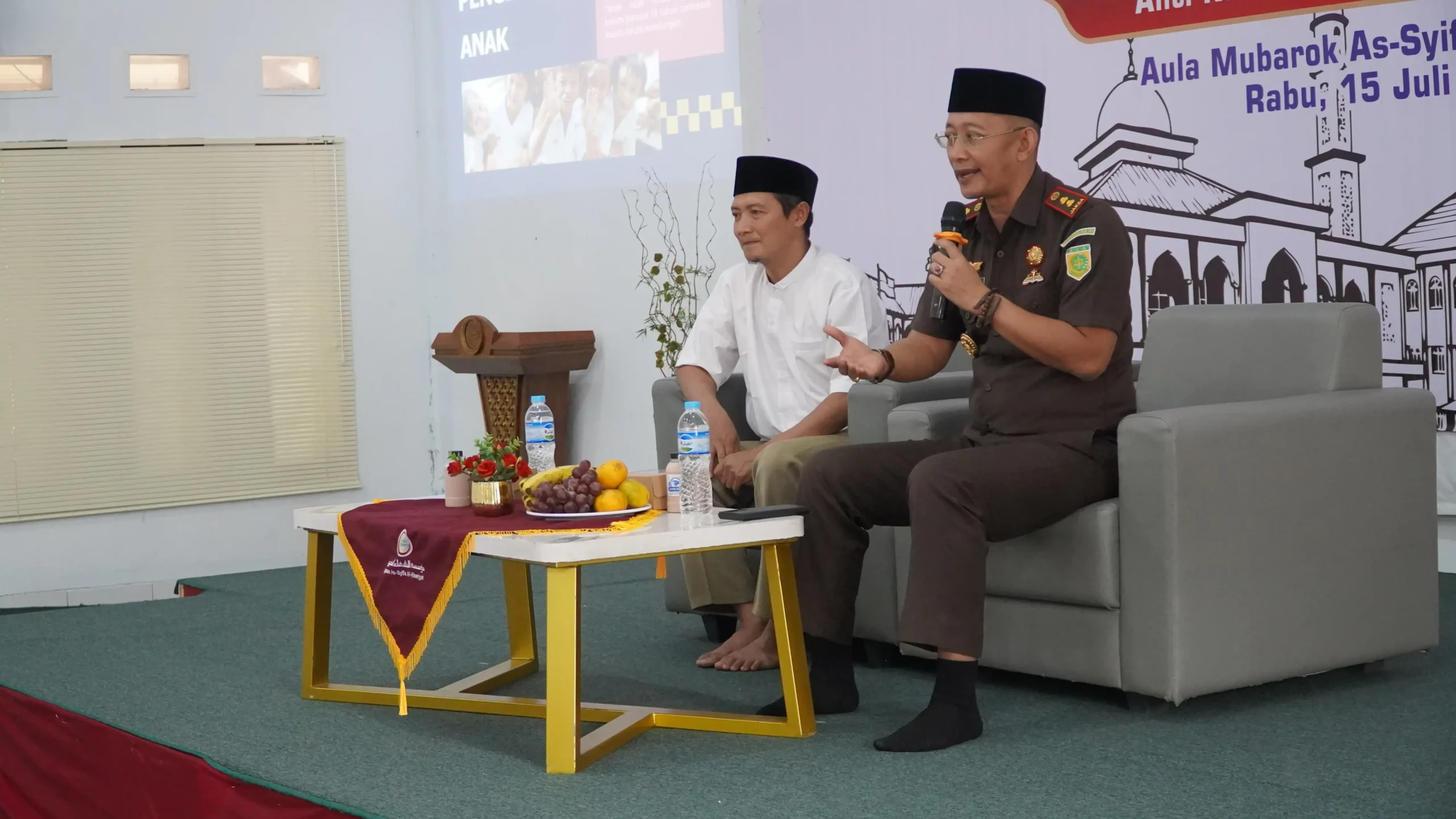 As-Syifa Perkuat Komitmen Pesantren Ramah Anak, Kejari Subang Gelar Program Jaksa Masuk Pesantren 1 HMS08460 scaled
