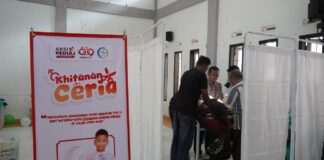 Khitan Massal Gratis Assyifa Peduli Bantu 50 Anak Jalani Syariat